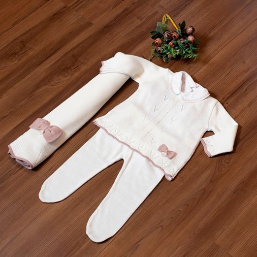 Saida Maternidade  Branca Com Manta  Branco Com Detalhe Nude Tamanho P 100% Acrilico Tricart Baby