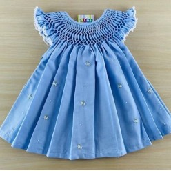 Vestido Casinha de Abelha Azul Claro